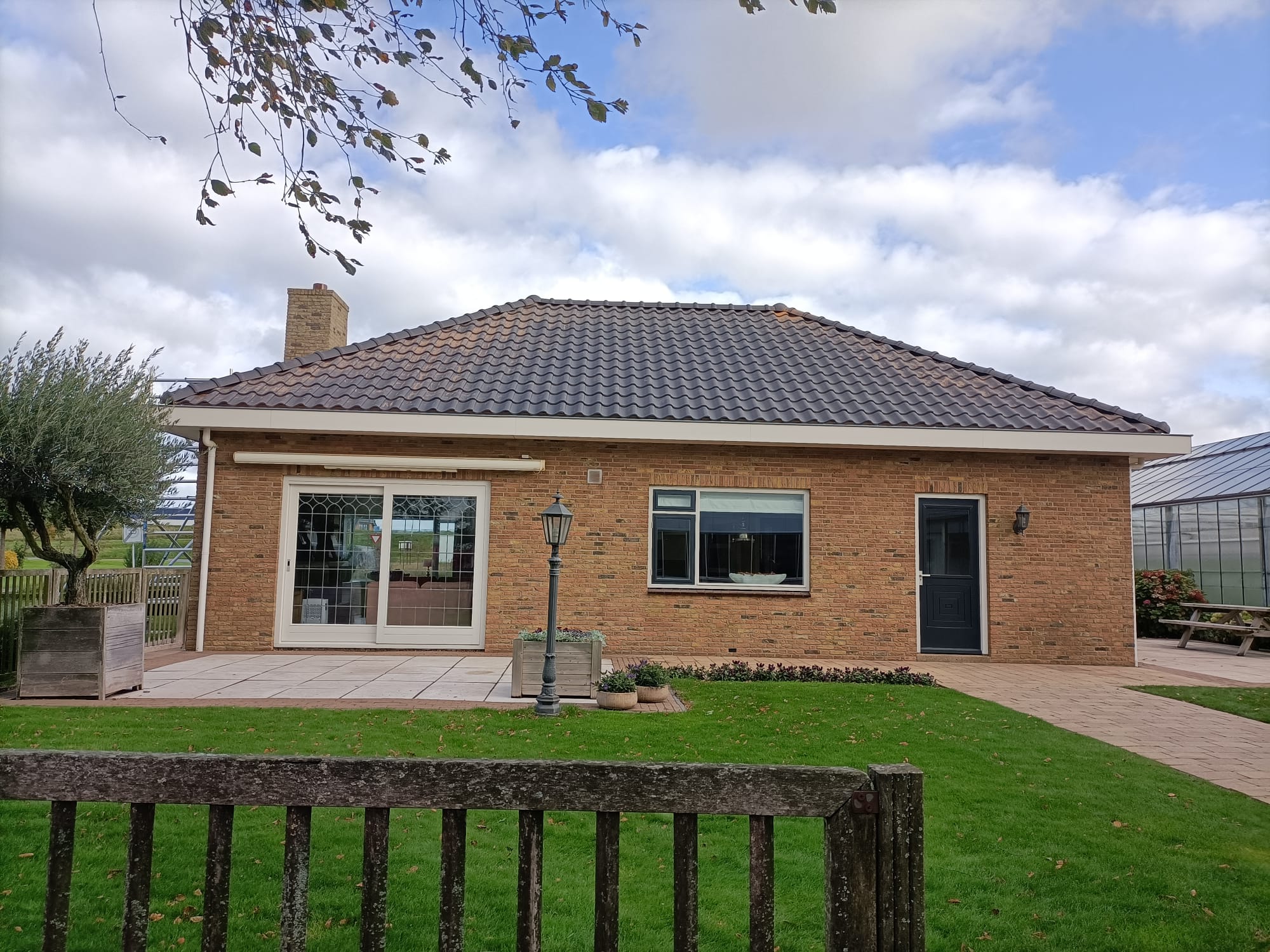 Pannendak woning voorkant